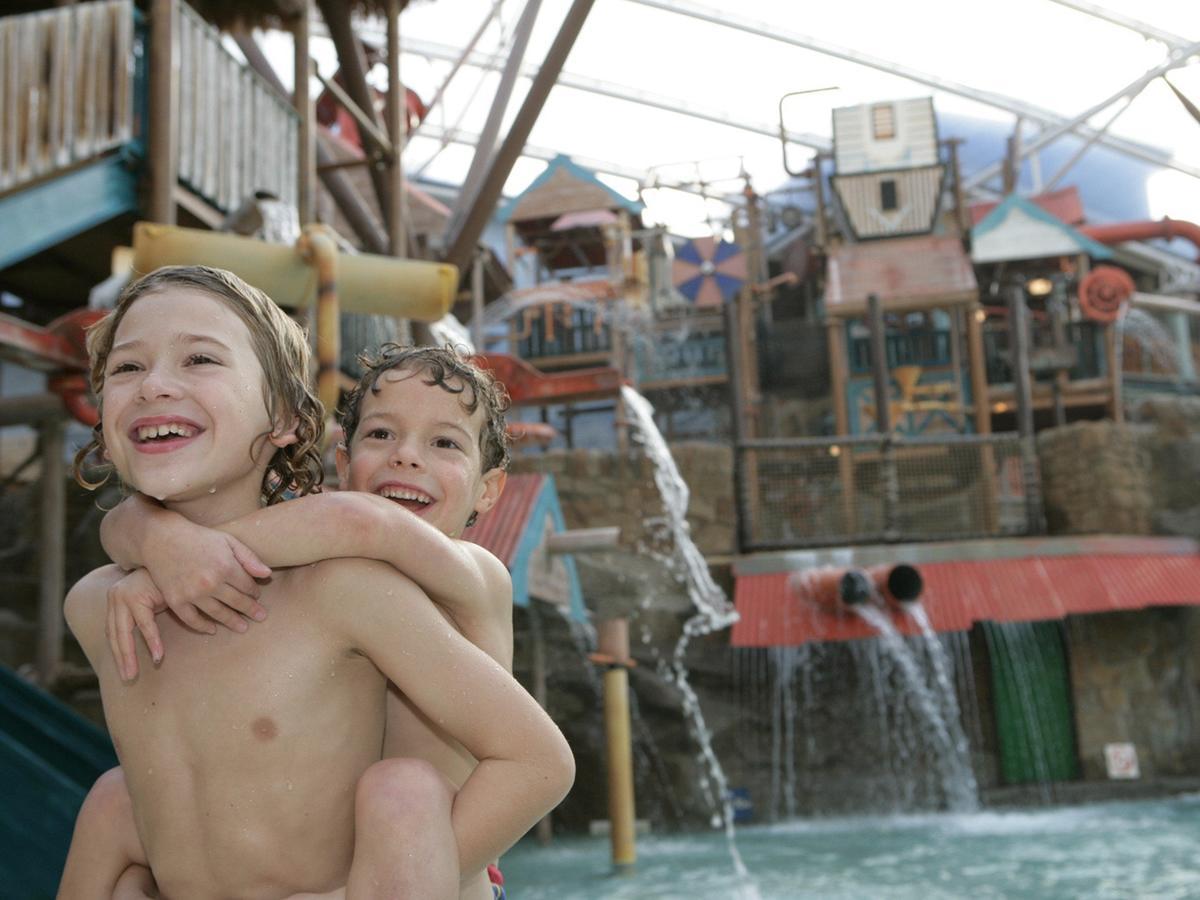 Biddulph  Splash Landings Hotel المظهر الخارجي الصورة