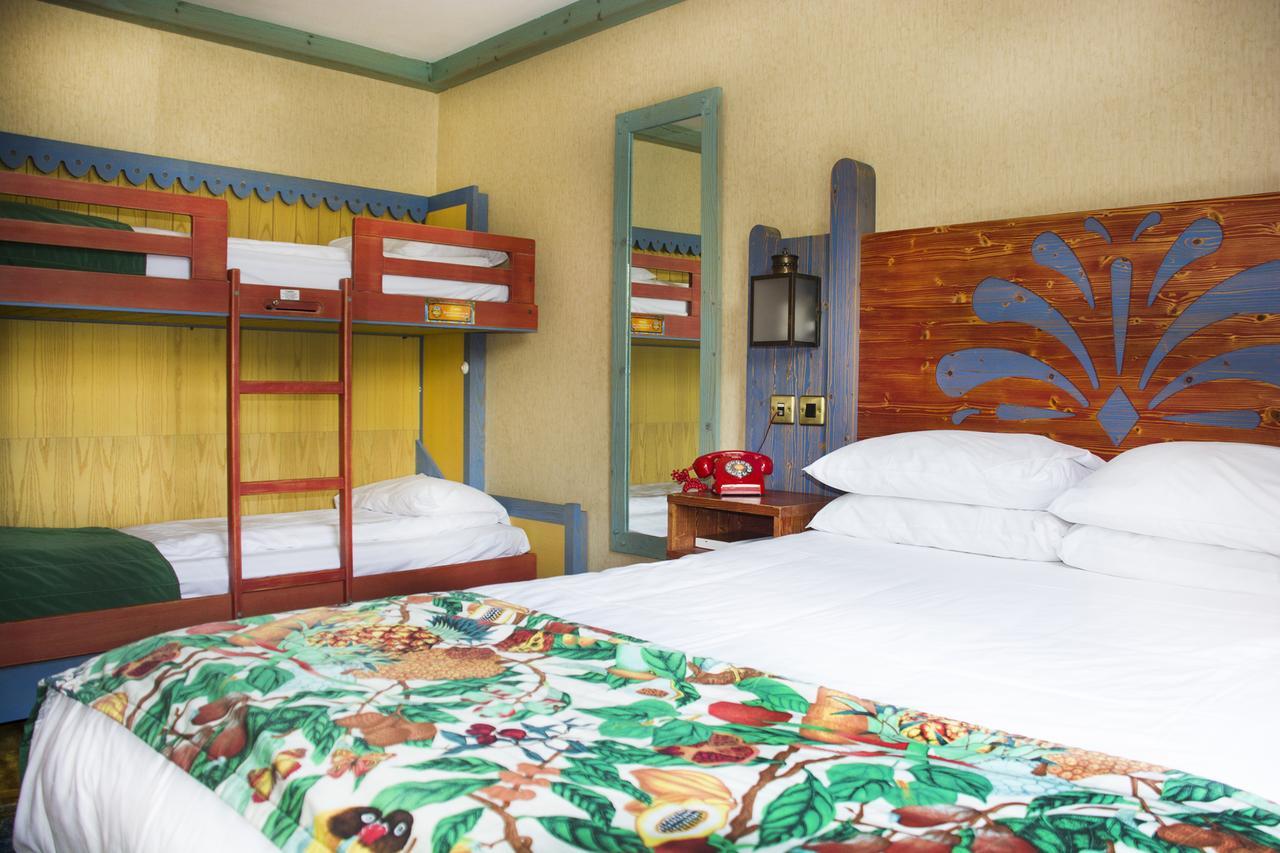 Biddulph  Splash Landings Hotel المظهر الخارجي الصورة